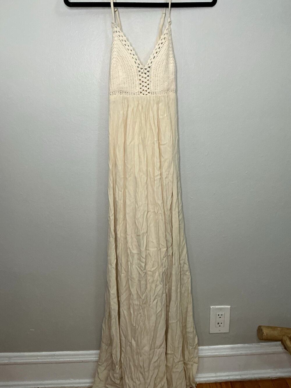 Boho Bridal Beach Babe Lulus Beige Solid Crochet Maxi Dress Size XS